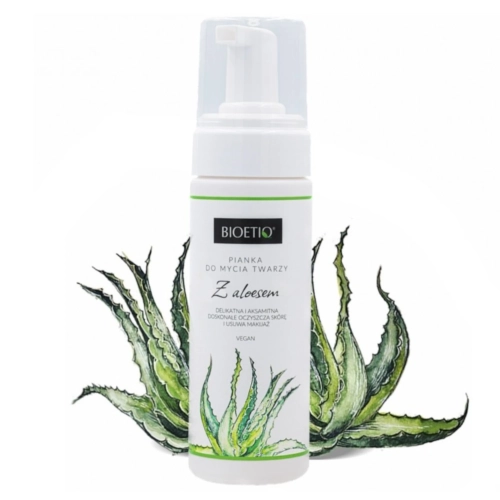 BIOETIQ Pianka do mycia twarzy z aloesem 150 ml.webp