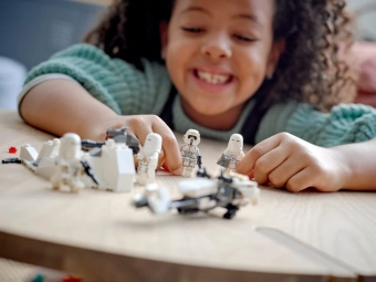 lego_75320_04.webp