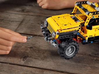 lego-42122-13.webp