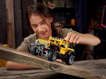 lego-42122-14.webp