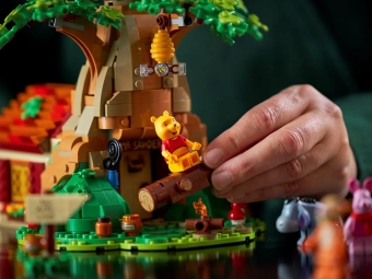 lego-21326-06.webp