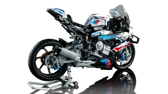 lego-42130-04.webp